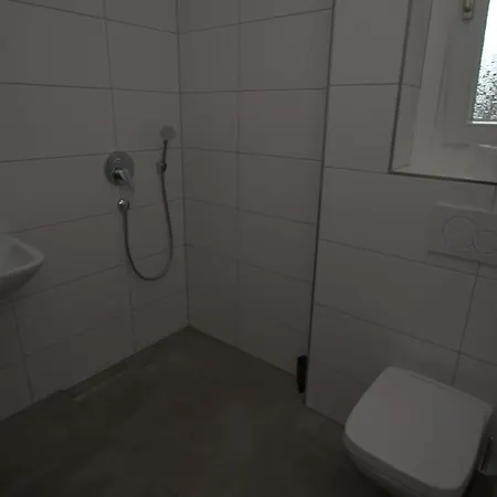 Ab Untertuerkheim Appartement